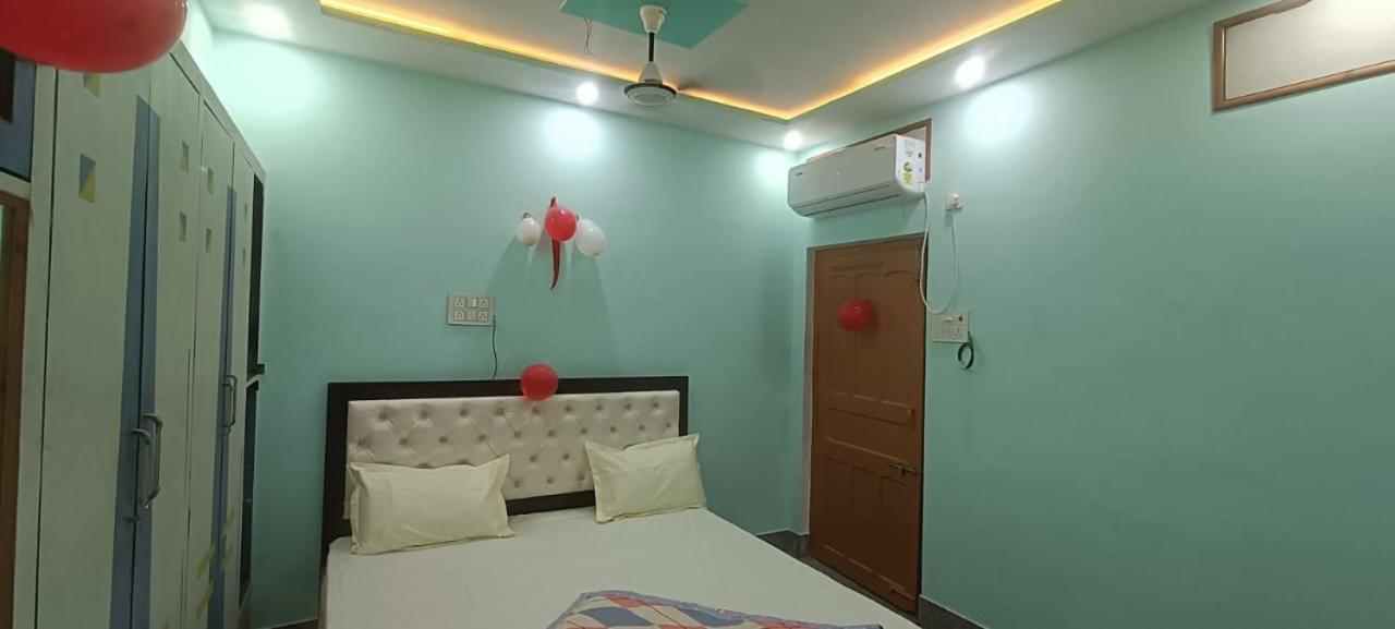 Shiv Kashi Paying Guest House Benares Buitenkant foto